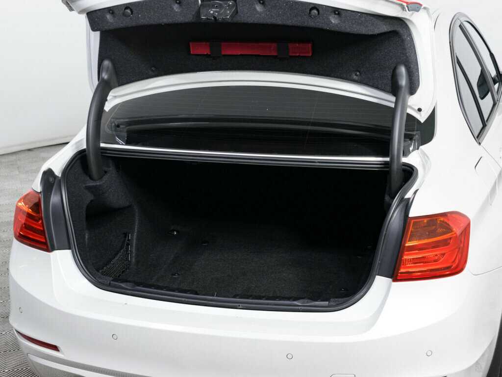 BMW 3 серии 2014 года с пробегом. Фото: #6