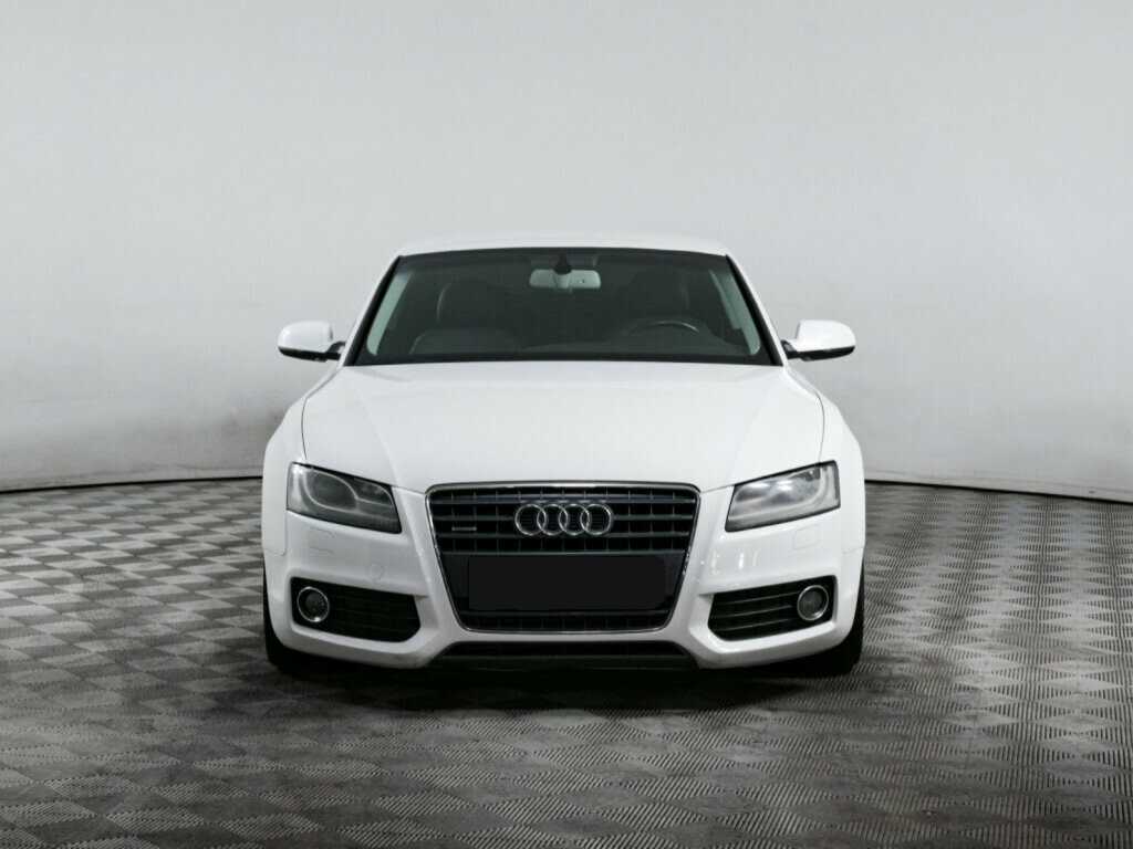 Audi A5 2010 года с пробегом. Фото: #1