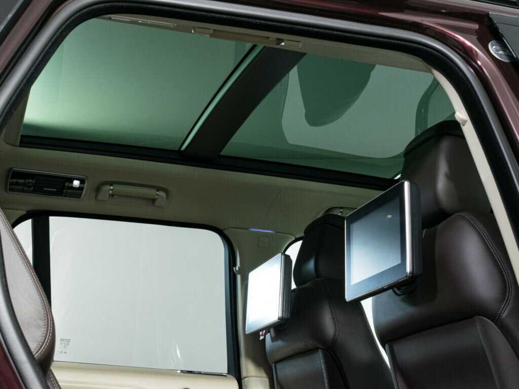 Land Rover Range Rover 2019 года с пробегом. Фото: #14