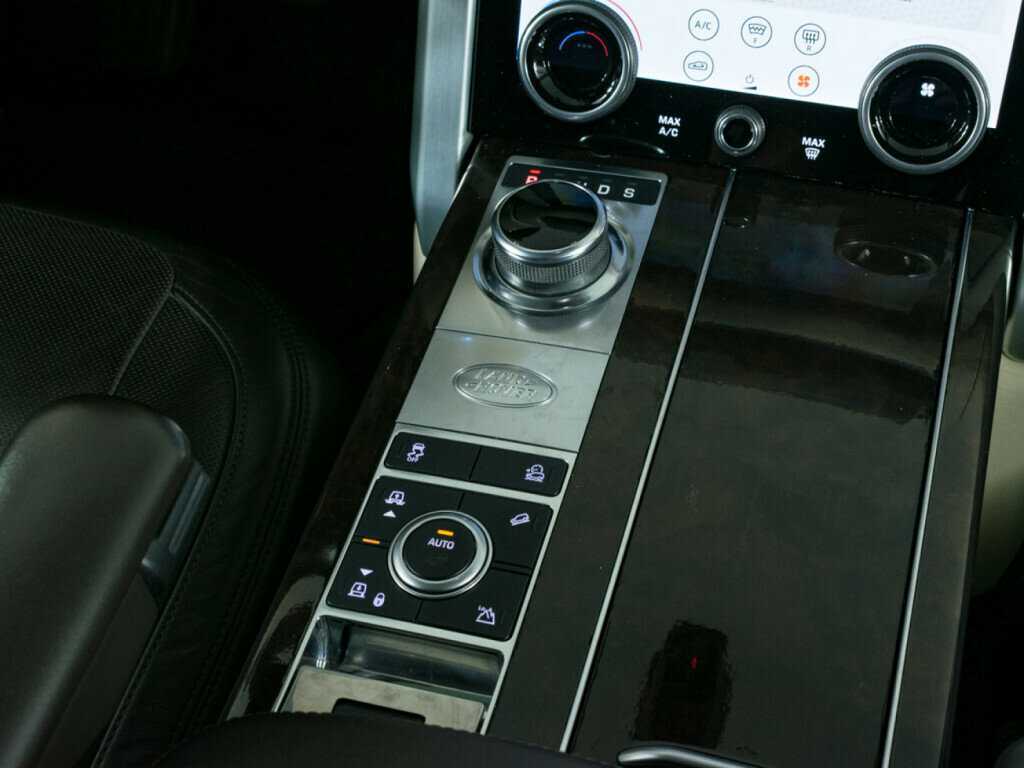 Land Rover Range Rover 2019 года с пробегом. Фото: #23