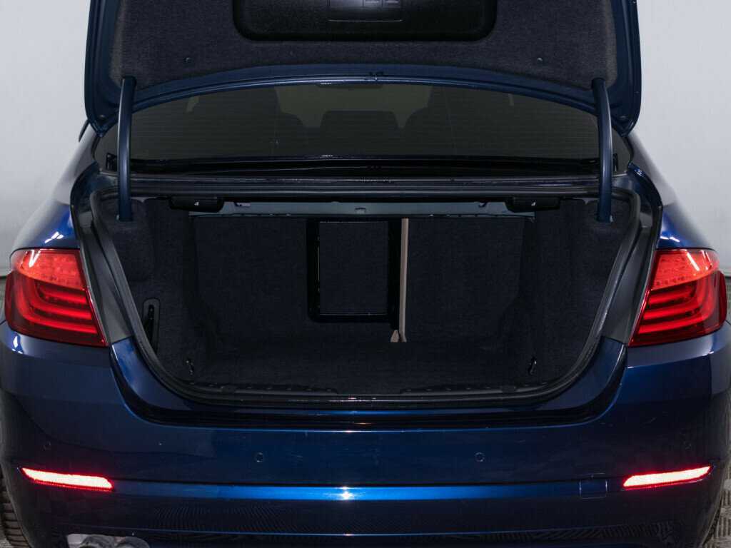 BMW 5 серии 2011 года с пробегом. Фото: #6