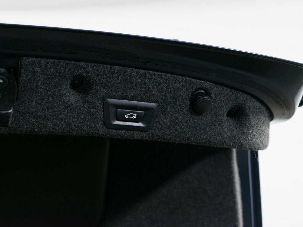 BMW 5 серии 2011 года с пробегом. Фото: #7