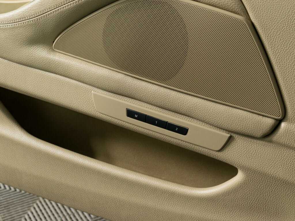 BMW 5 серии 2011 года с пробегом. Фото: #18