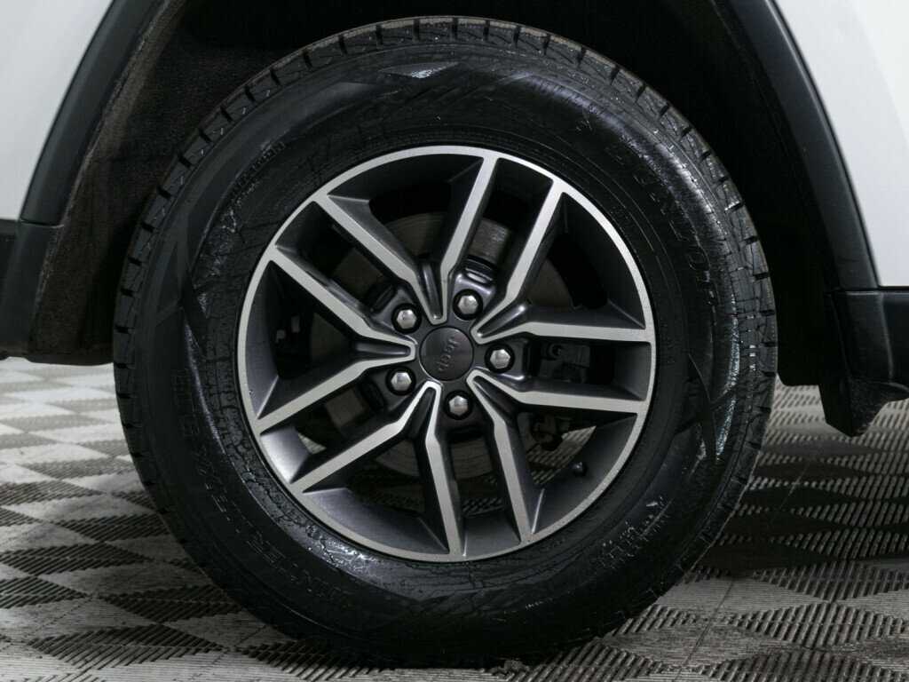 Jeep Grand Cherokee 2021 года с пробегом. Фото: #20