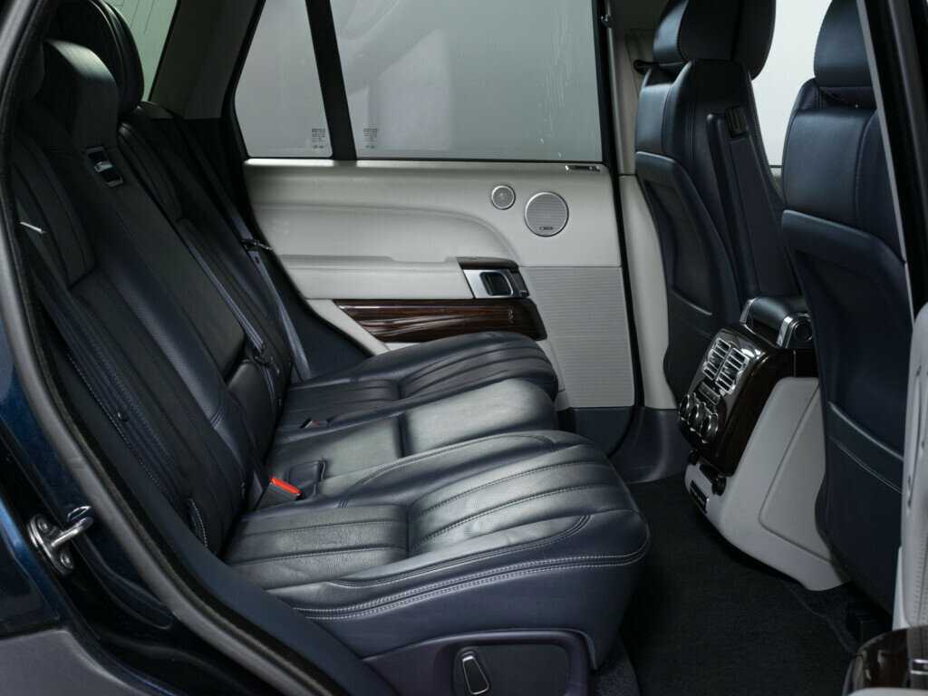 Land Rover Range Rover 2015 года с пробегом. Фото: #13