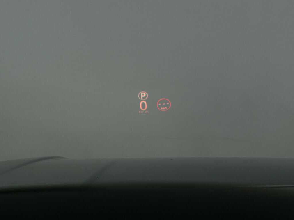 Land Rover Range Rover 2015 года с пробегом. Фото: #18