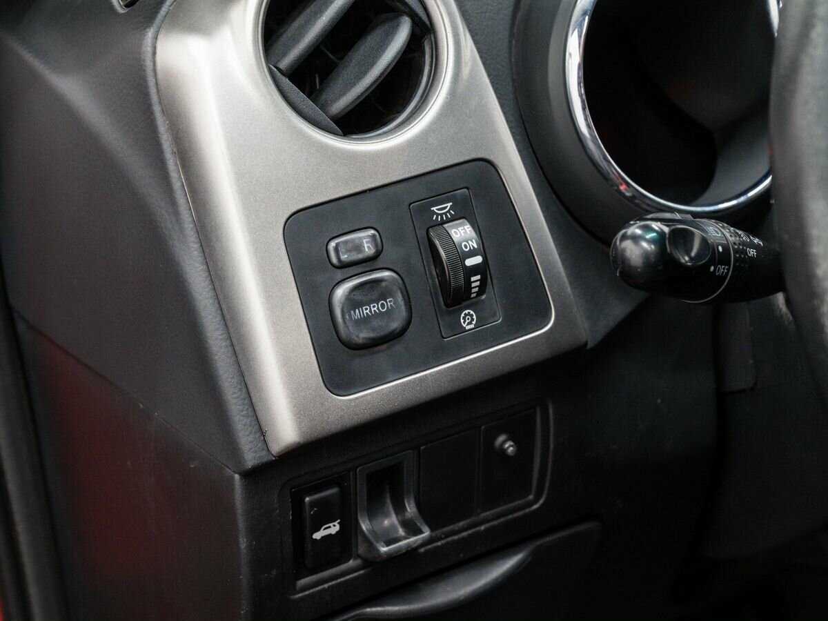 Toyota Matrix 2002 года с пробегом. Фото: #16