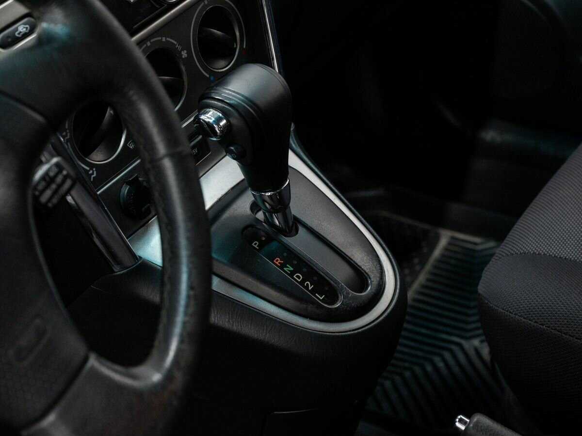 Toyota Matrix 2002 года с пробегом. Фото: #17