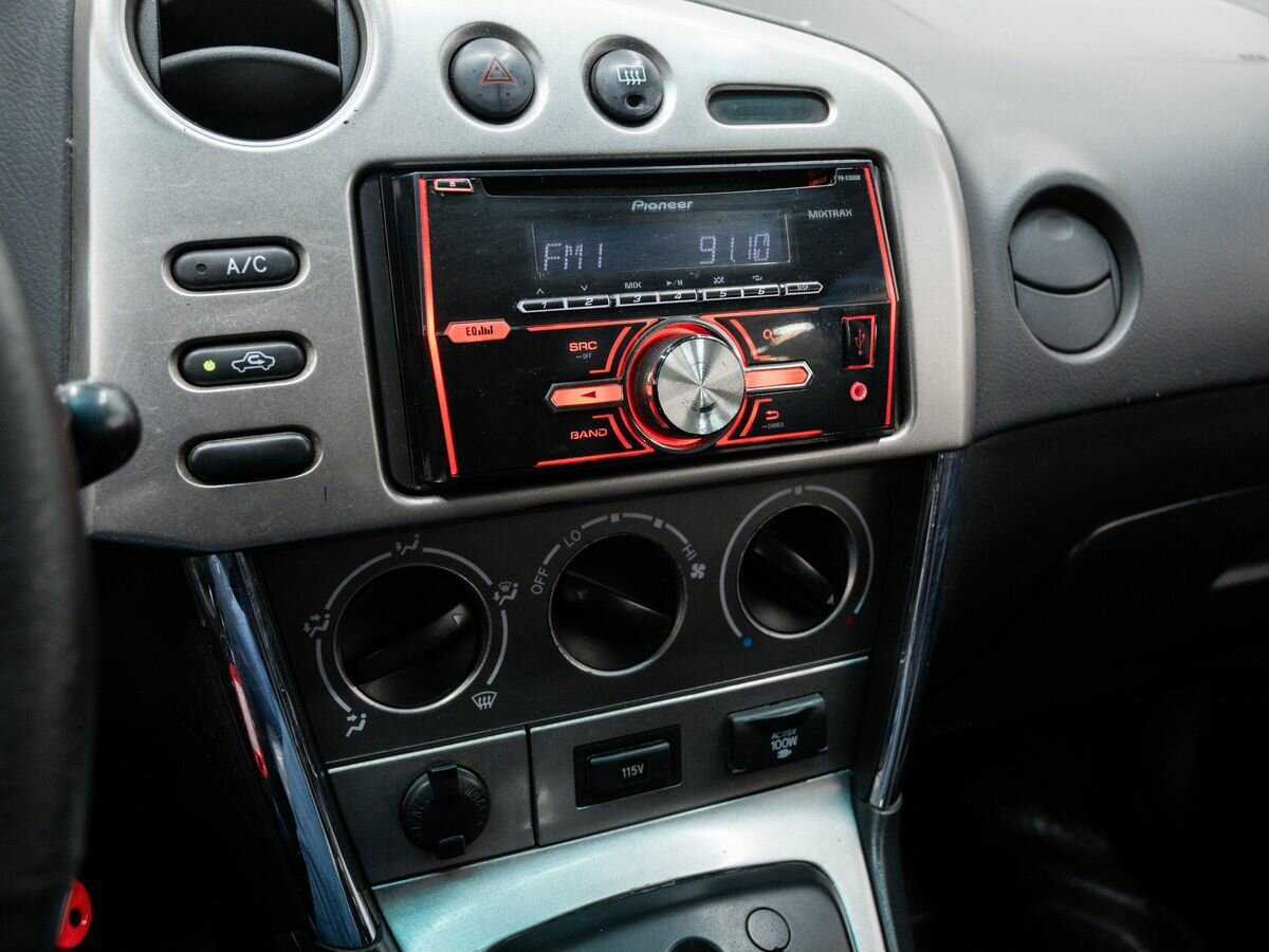 Toyota Matrix 2002 года с пробегом. Фото: #18