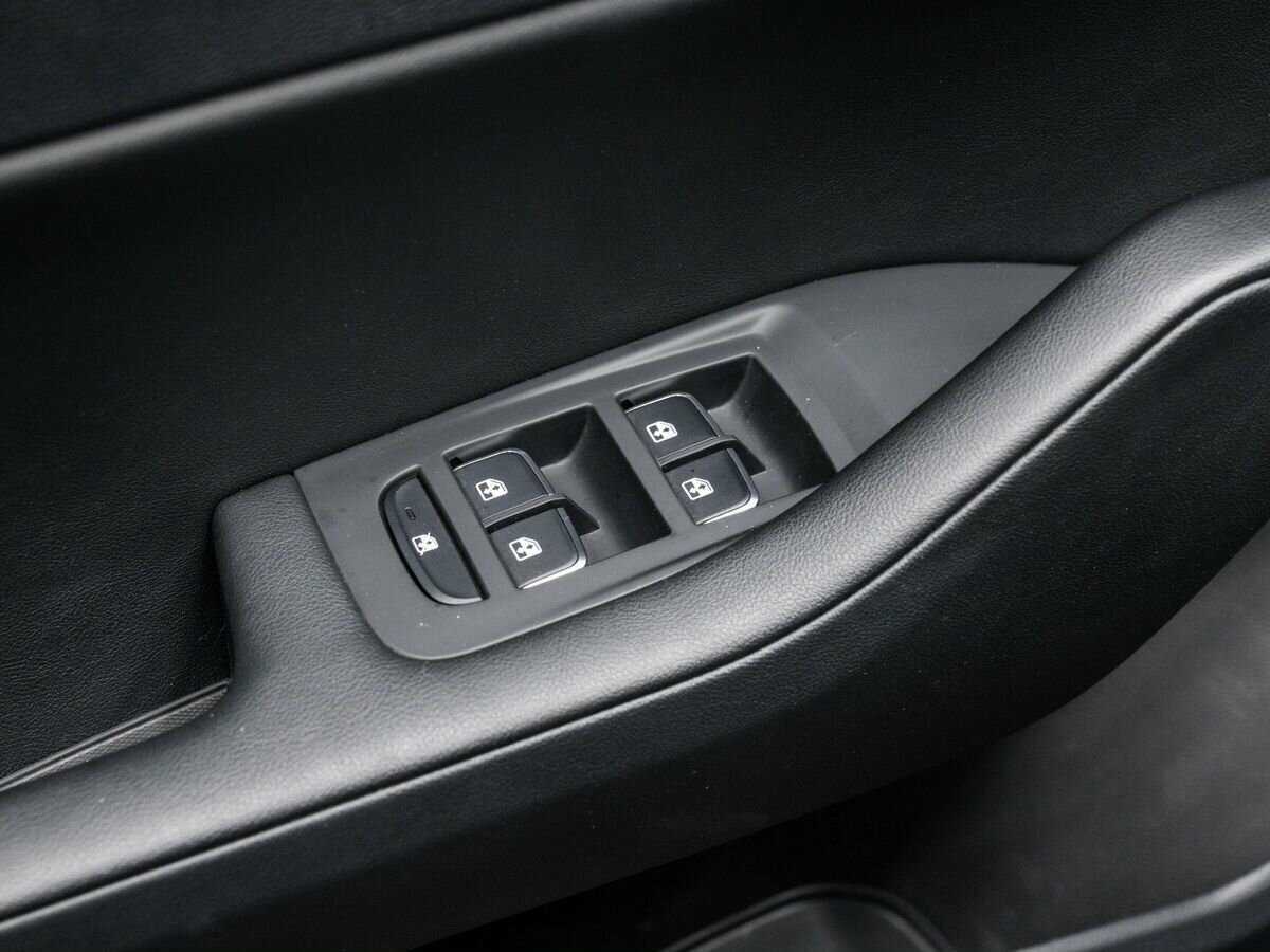 Hongqi H5 2022 года с пробегом. Фото: #16