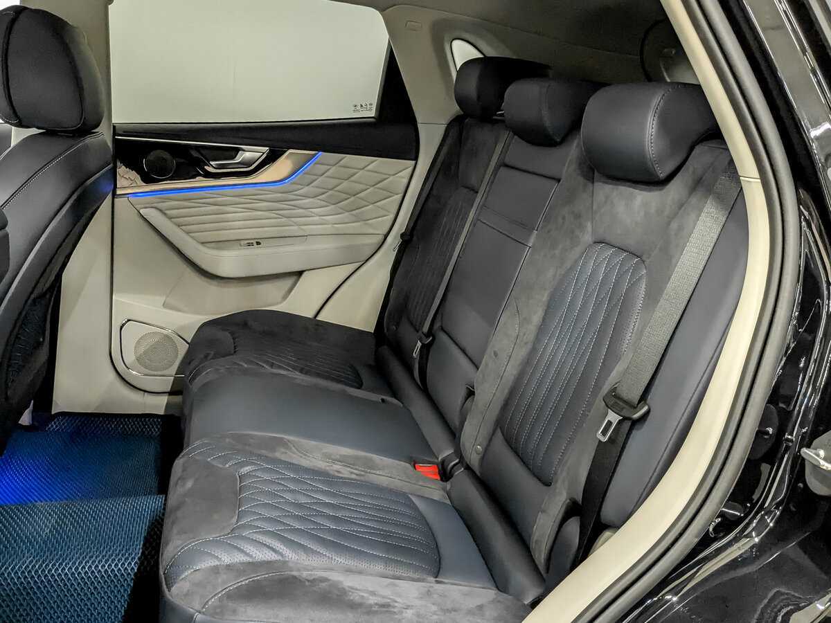 Hongqi HS5 2024 года с пробегом. Фото: #11