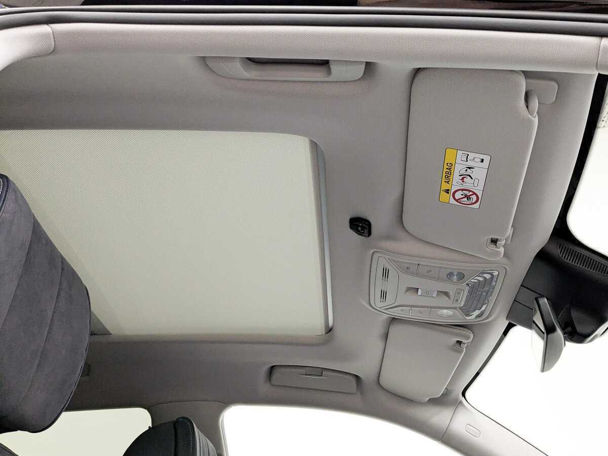 Hongqi HS5 2024 года с пробегом. Фото: #22