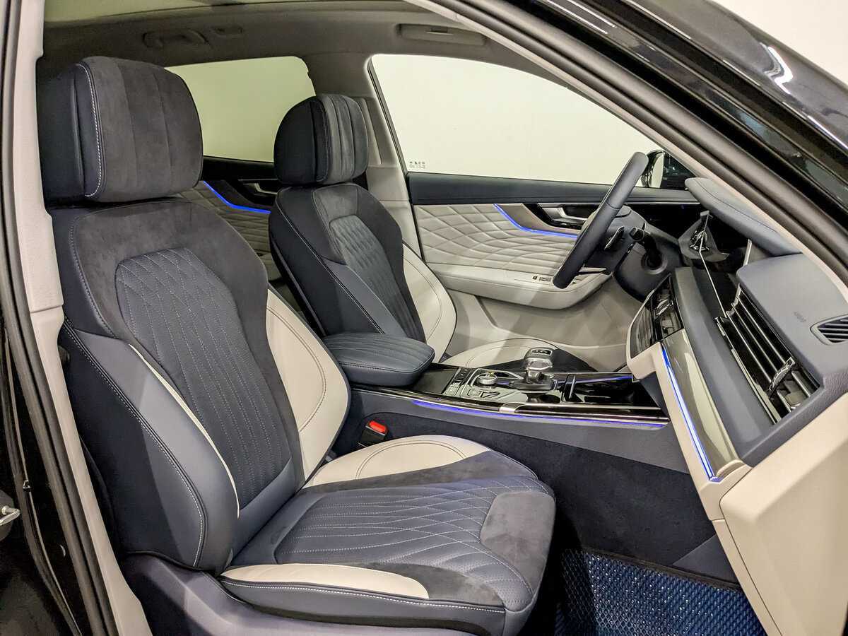 Hongqi HS5 2024 года с пробегом. Фото: #23