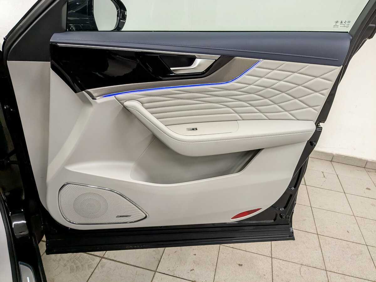 Hongqi HS5 2024 года с пробегом. Фото: #25