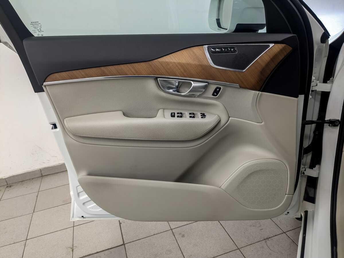 Volvo XC90 2017 года с пробегом. Фото: #16