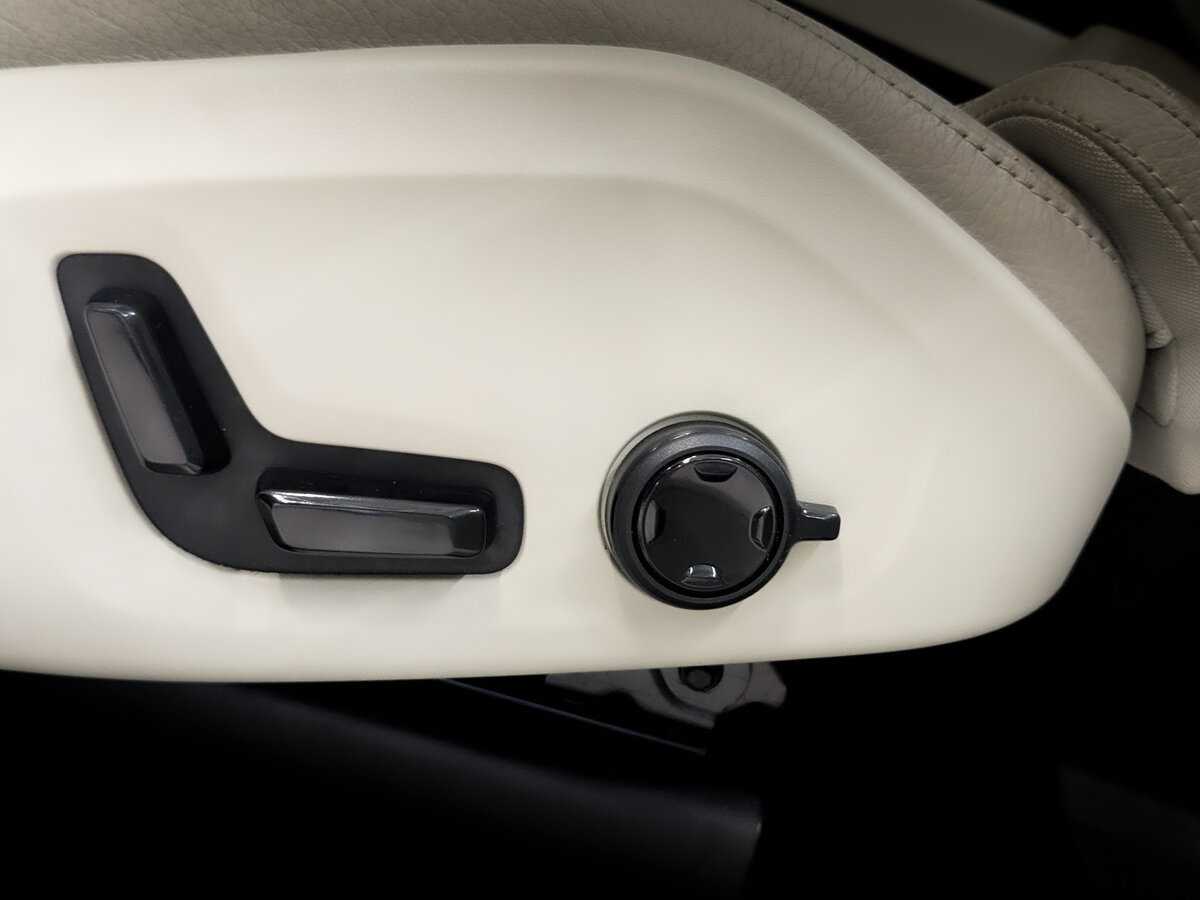 Volvo XC90 2017 года с пробегом. Фото: #23