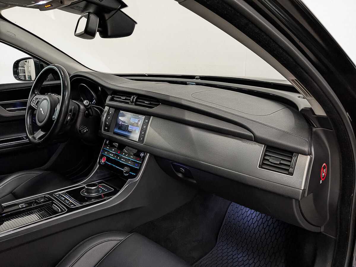 Jaguar XF 2017 года с пробегом. Фото: #10