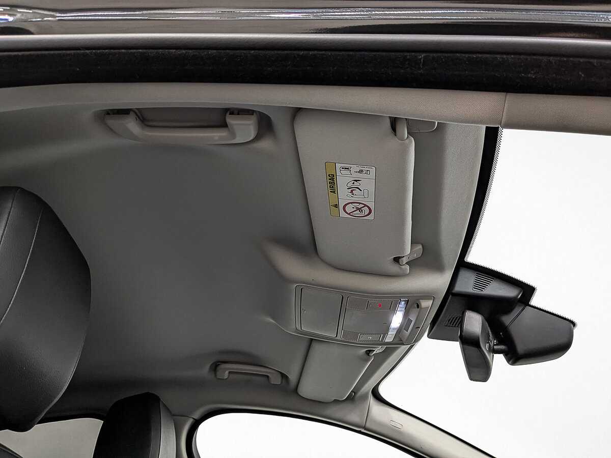 Jaguar XF 2017 года с пробегом. Фото: #20