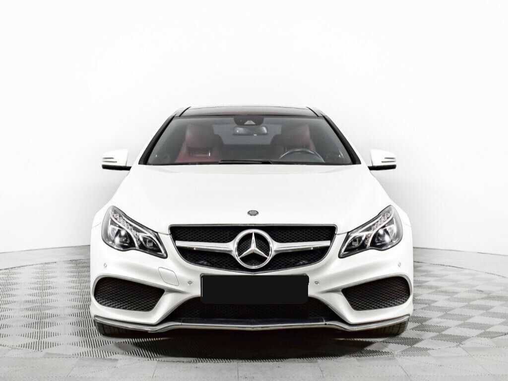 Mercedes-Benz E-Класс 2016 года с пробегом. Фото: #1