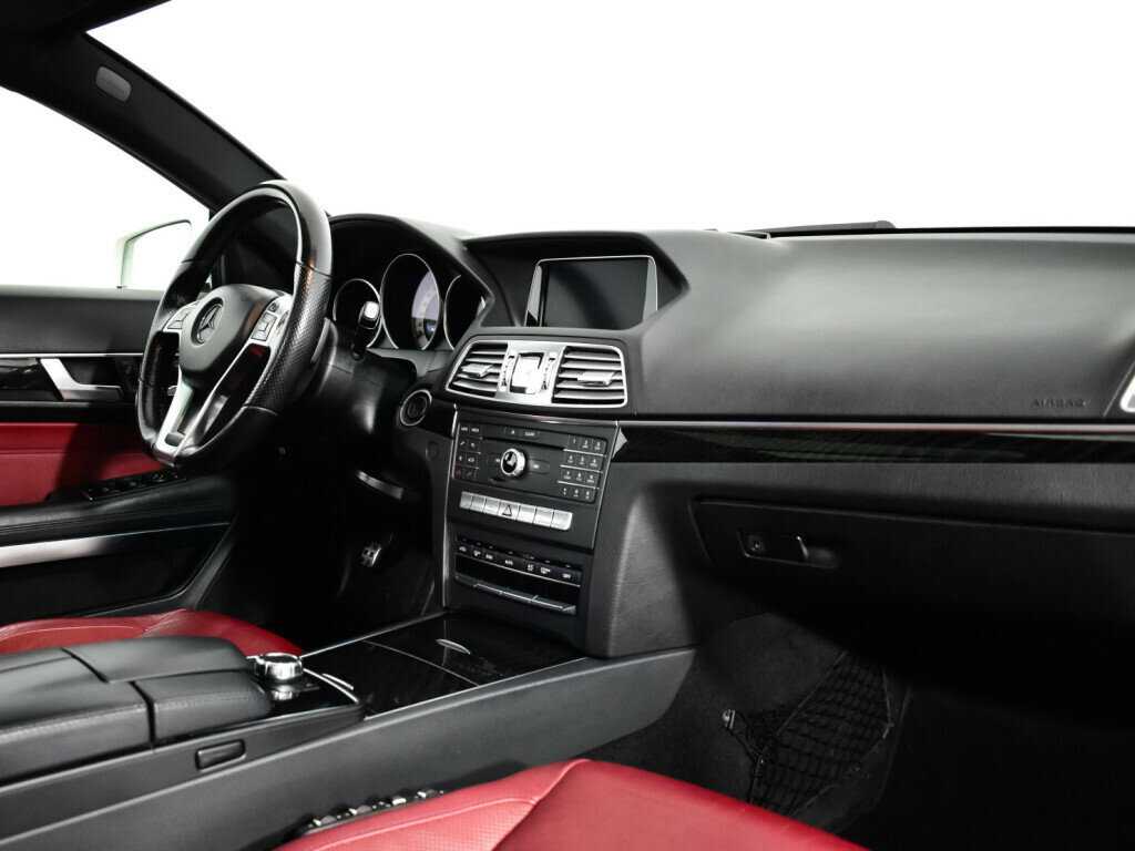 Mercedes-Benz E-Класс 2016 года с пробегом. Фото: #8