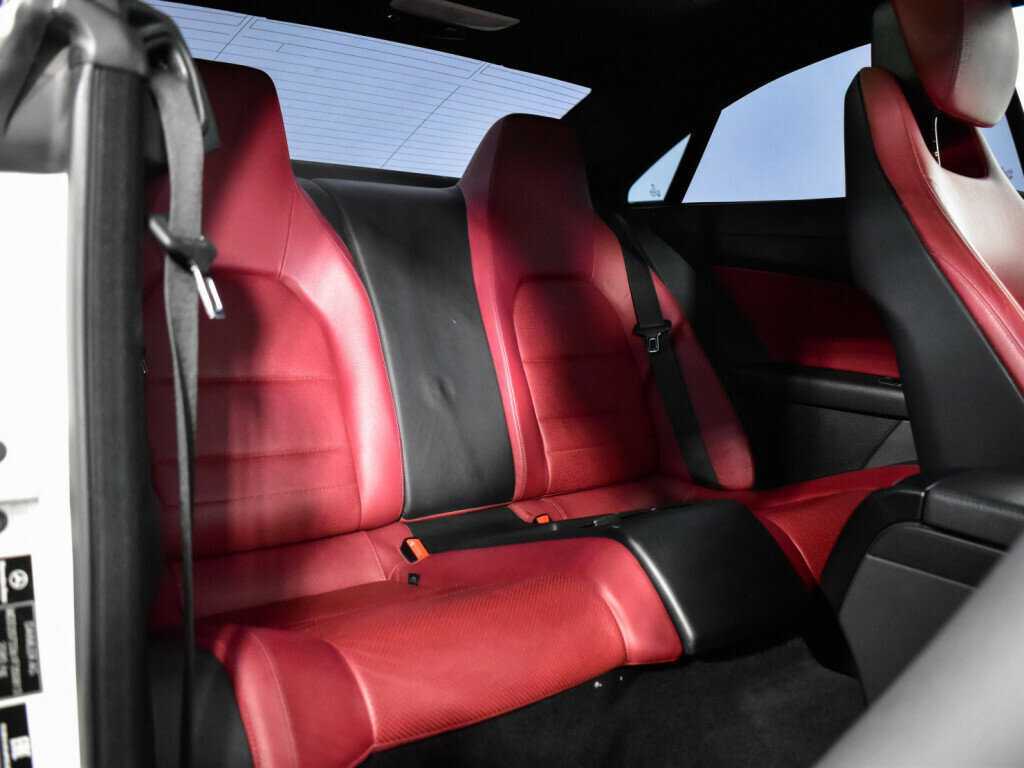 Mercedes-Benz E-Класс 2016 года с пробегом. Фото: #9