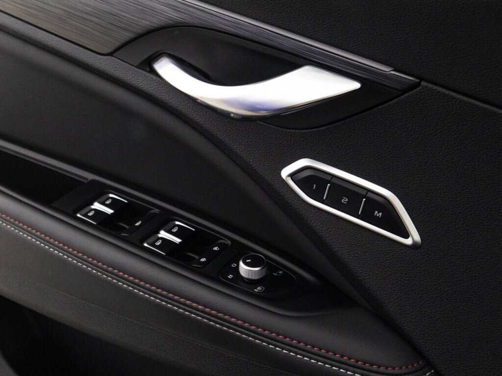 Geely Tugella 2020 года с пробегом. Фото: #18