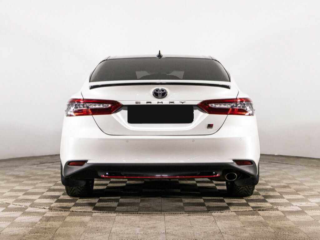 Toyota Camry 2021 года с пробегом. Фото: #5