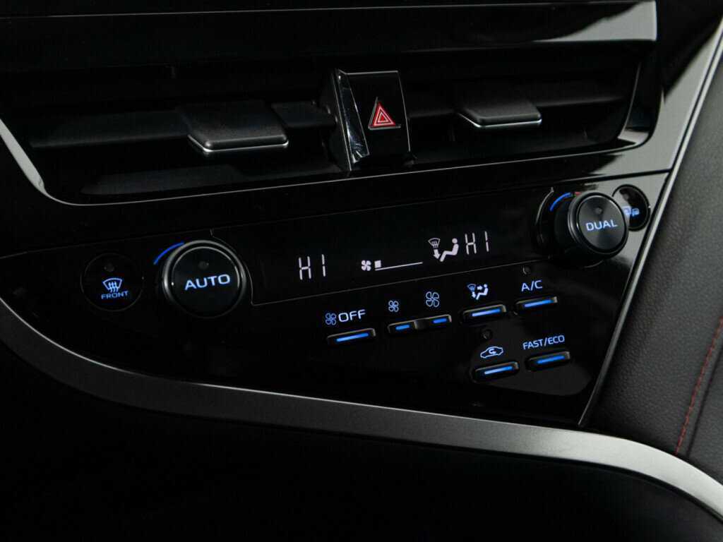 Toyota Camry 2021 года с пробегом. Фото: #16