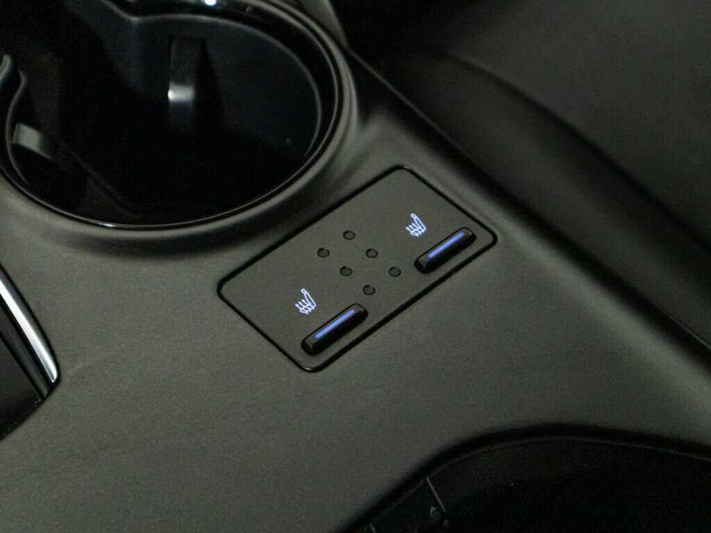 Toyota Camry 2021 года с пробегом. Фото: #18