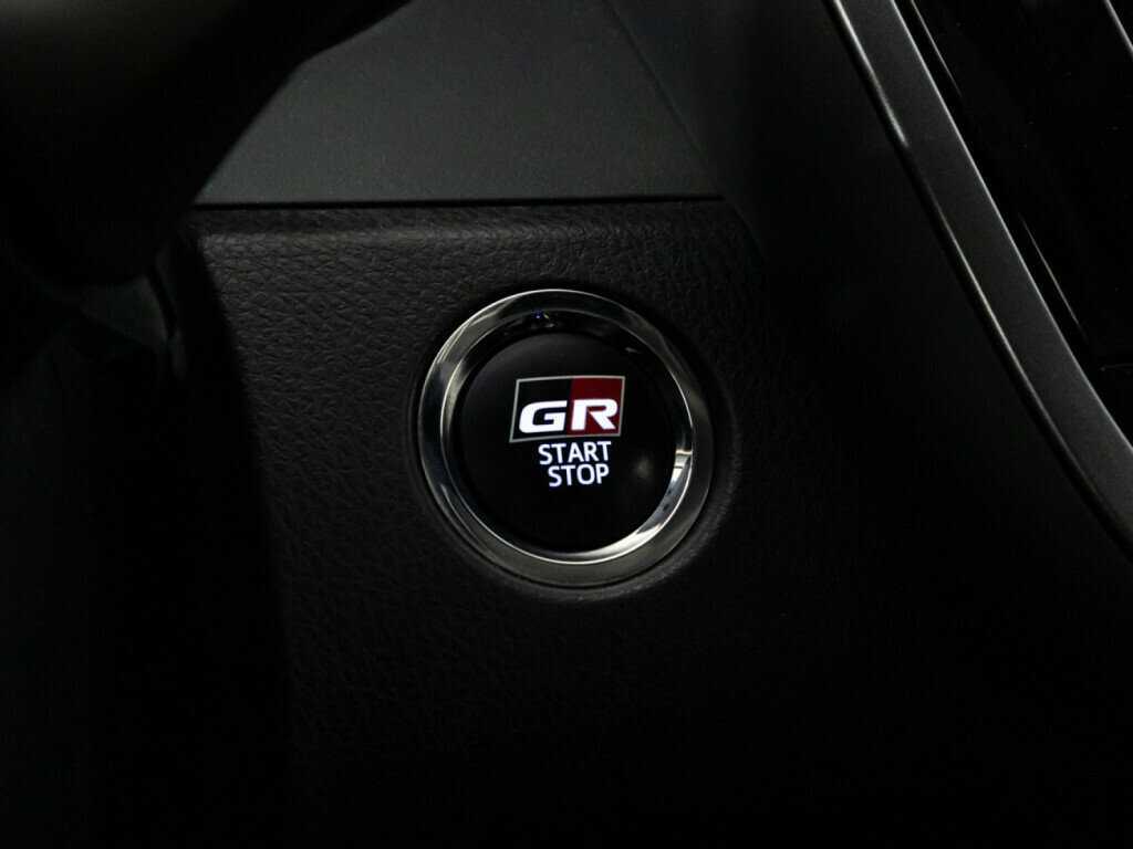 Toyota Camry 2021 года с пробегом. Фото: #20