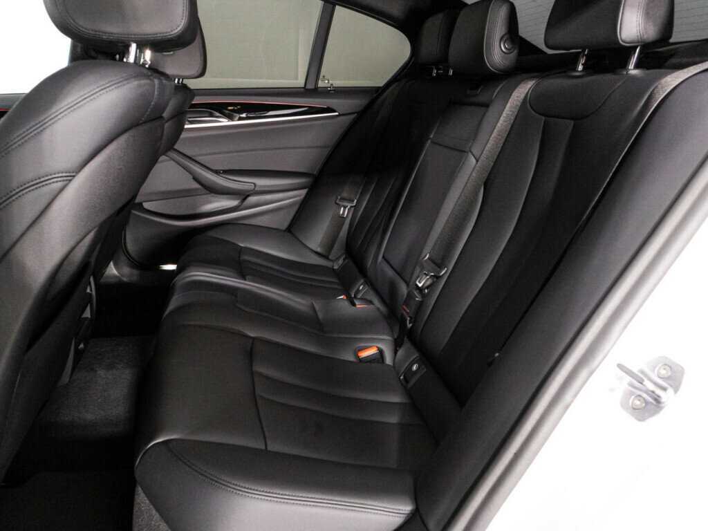 BMW 5 серии 2020 года с пробегом. Фото: #9