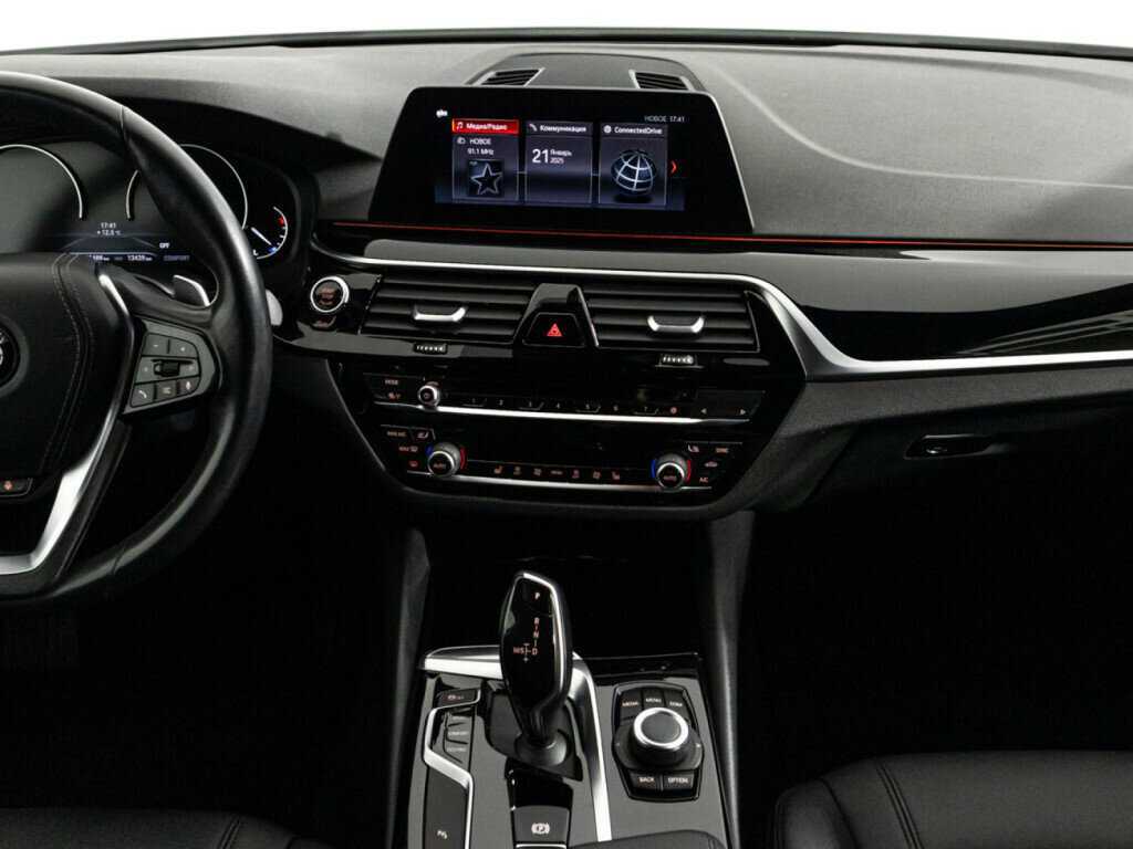 BMW 5 серии 2020 года с пробегом. Фото: #13