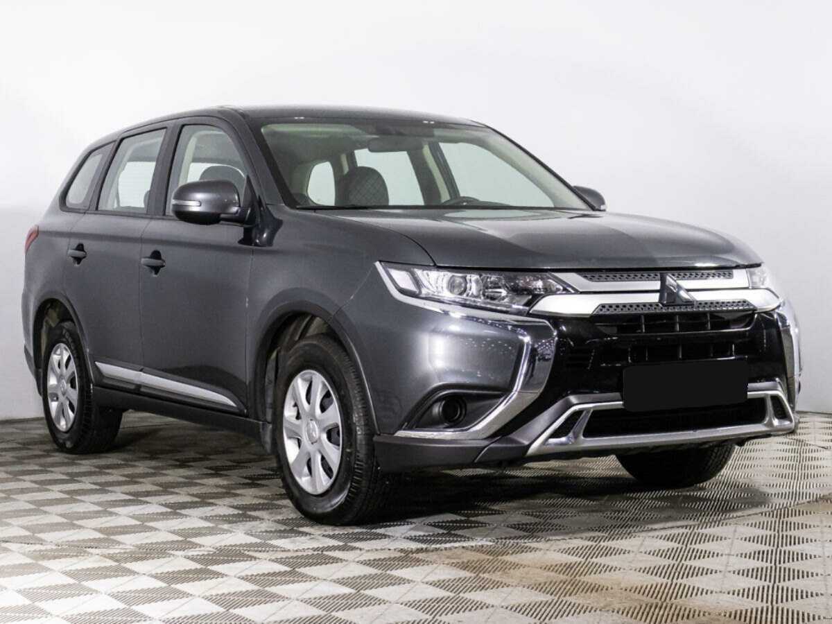Mitsubishi Outlander 2021 года с пробегом. Фото: #2