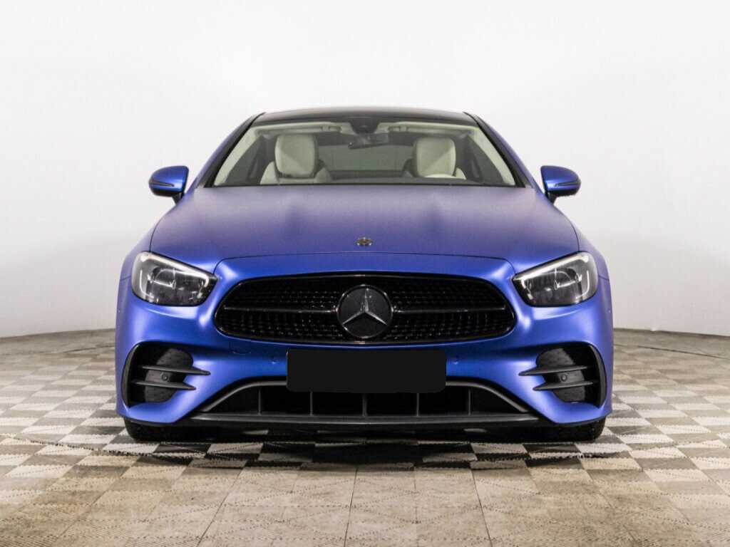Mercedes-Benz E-Класс 2021 года с пробегом. Фото: #1