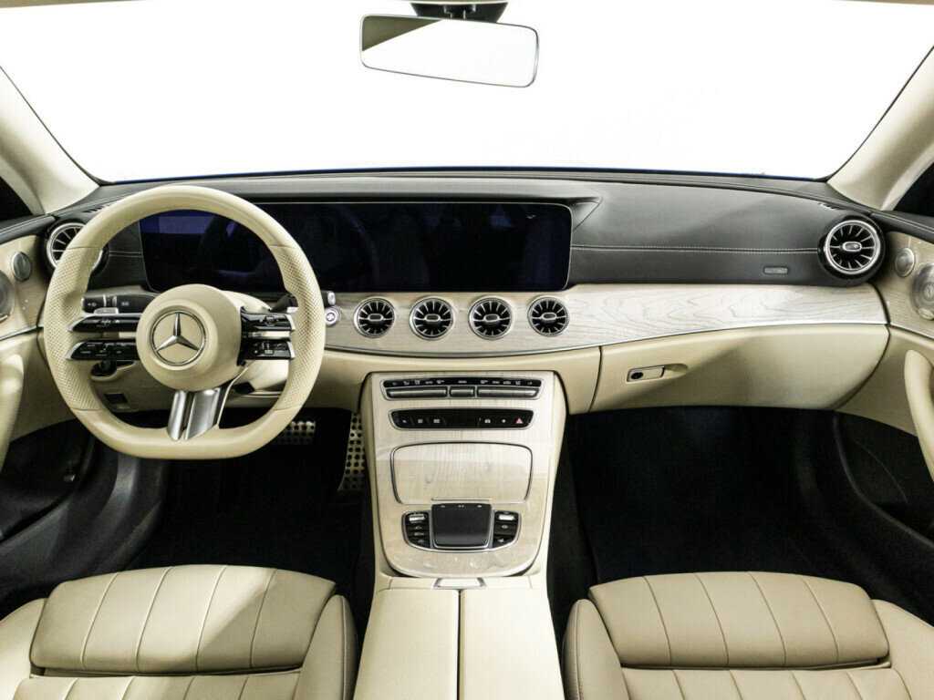 Mercedes-Benz E-Класс 2021 года с пробегом. Фото: #12