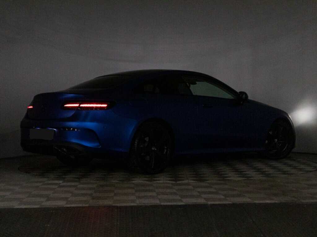 Mercedes-Benz E-Класс 2021 года с пробегом. Фото: #28