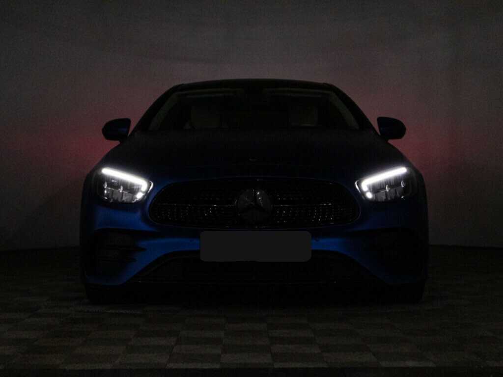 Mercedes-Benz E-Класс 2021 года с пробегом. Фото: #29