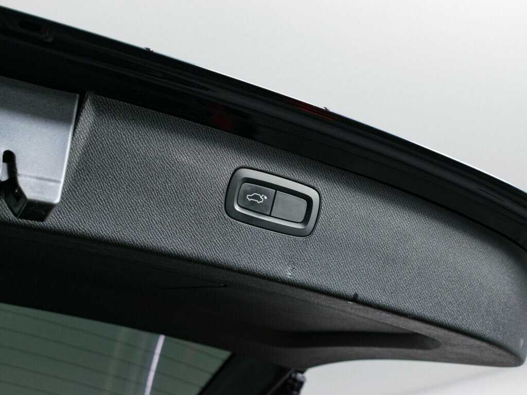 Volvo XC90 2018 года с пробегом. Фото: #5