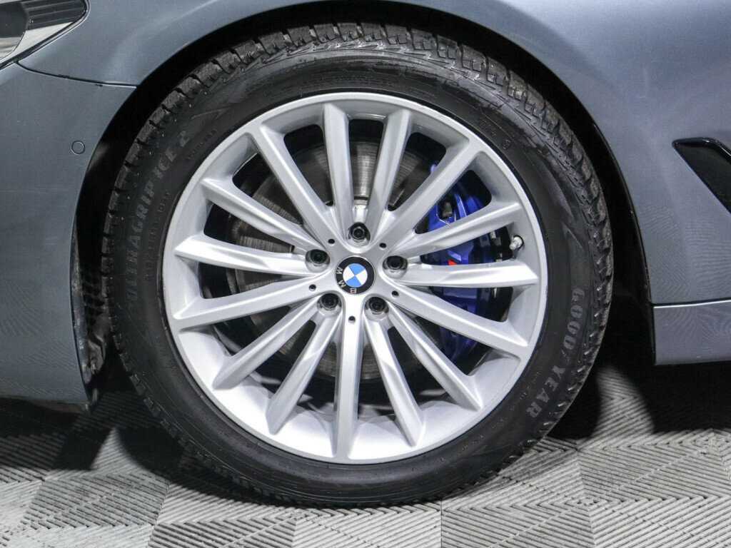 BMW 5 серии 2018 года с пробегом. Фото: #12