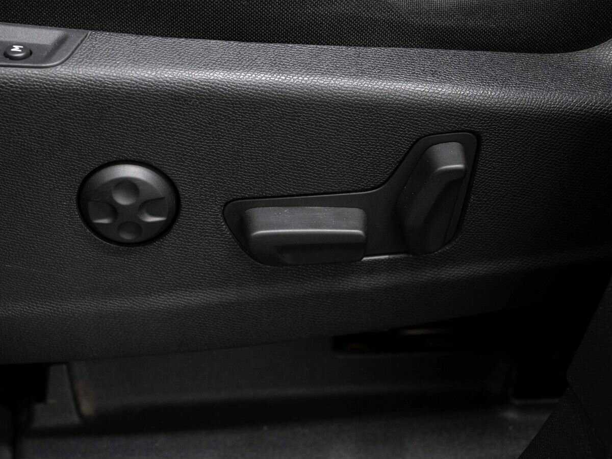 Peugeot 5008 2018 года с пробегом. Фото: #21