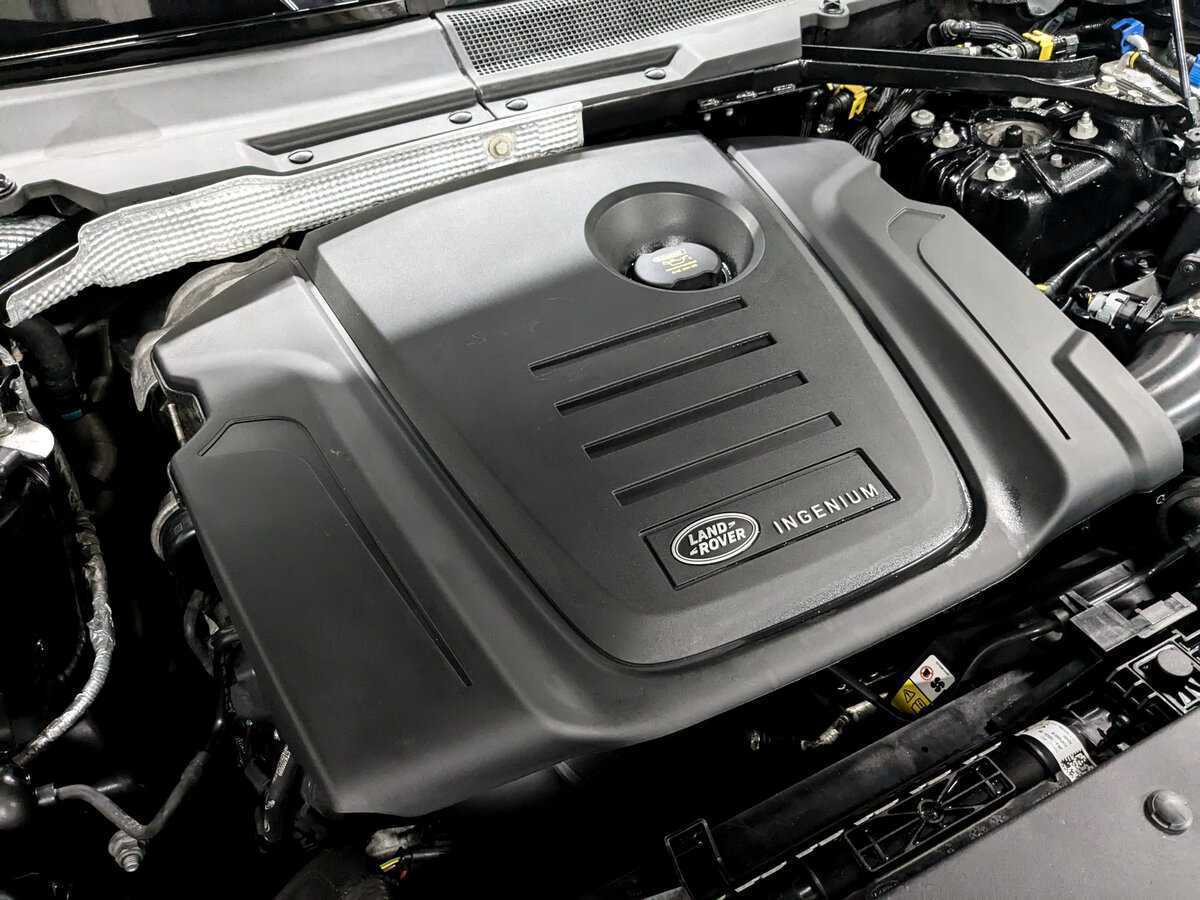 Land Rover Defender 2021 года с пробегом. Фото: #8