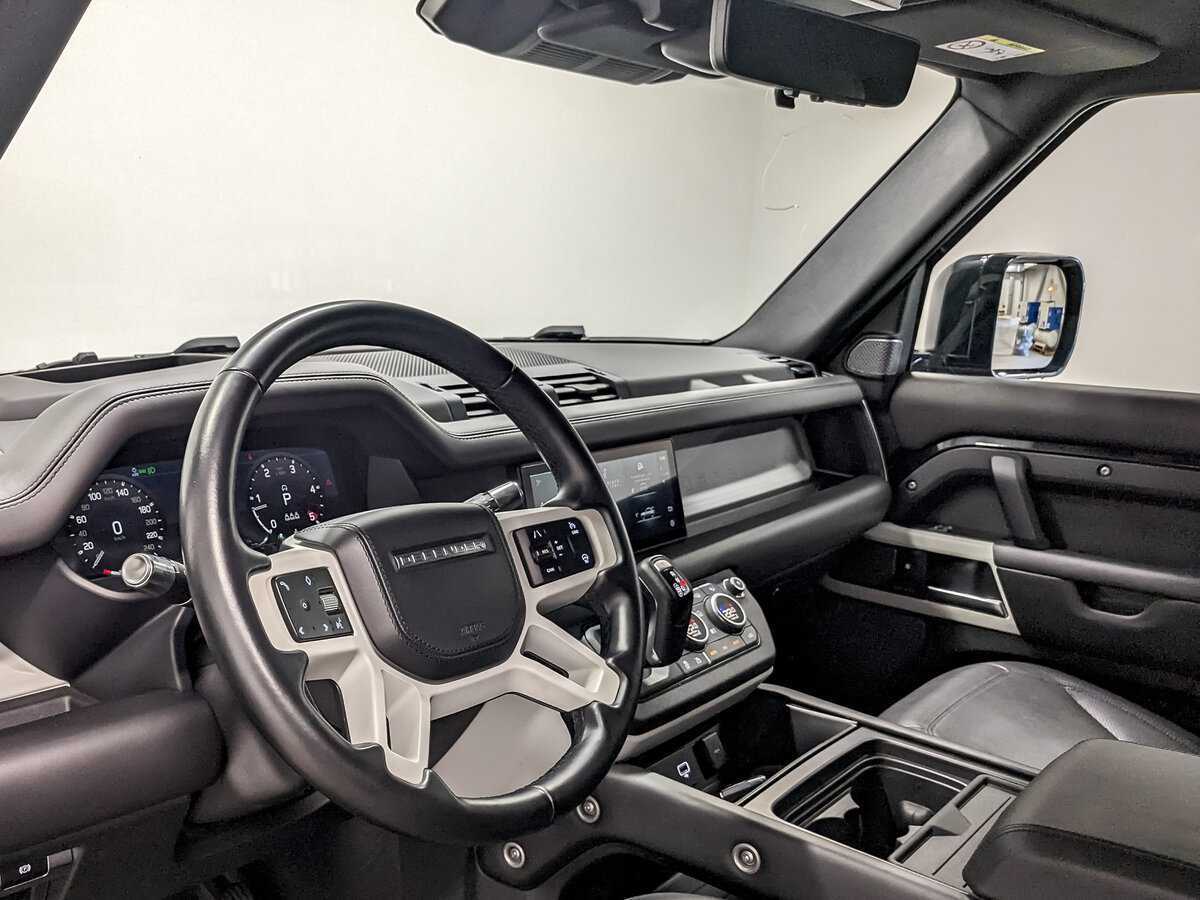 Land Rover Defender 2021 года с пробегом. Фото: #15