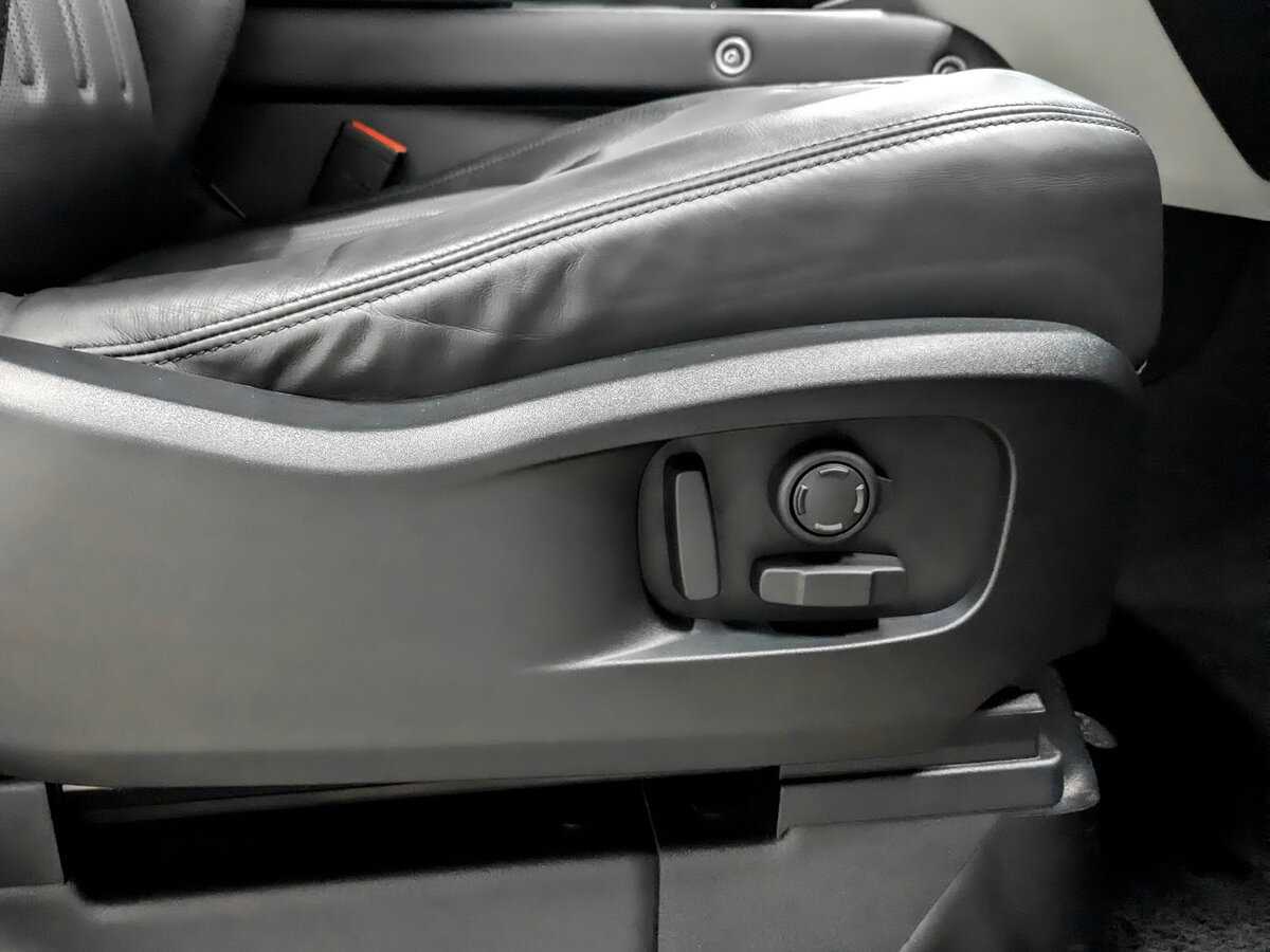 Land Rover Defender 2021 года с пробегом. Фото: #23