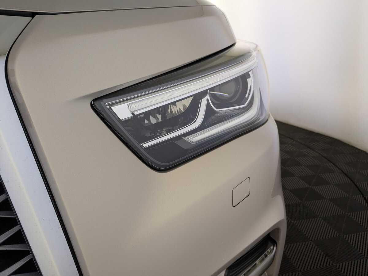 Infiniti QX80 2018 года с пробегом. Фото: #10