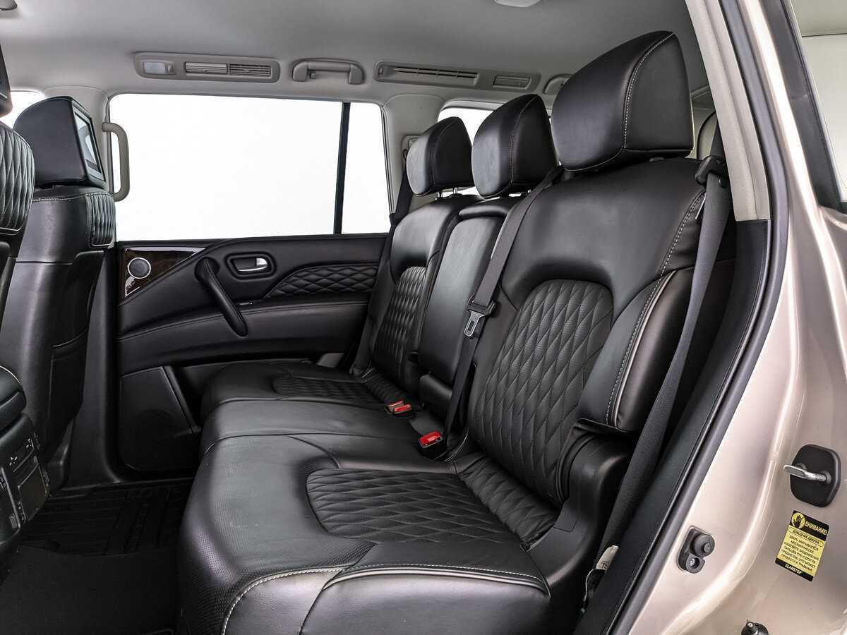 Infiniti QX80 2018 года с пробегом. Фото: #17