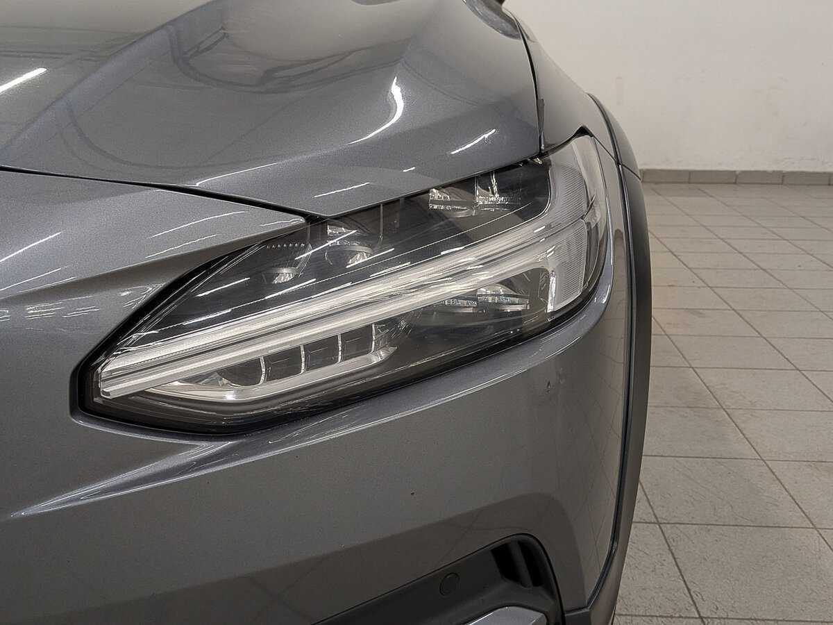 Volvo V90 Cross Country 2018 года с пробегом. Фото: #10