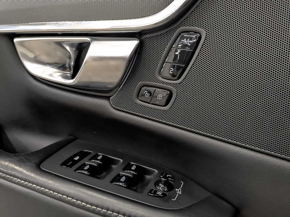 Volvo V90 Cross Country 2018 года с пробегом. Фото: #24