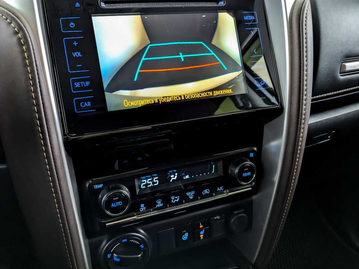 Toyota Fortuner 2019 года с пробегом. Фото: #23