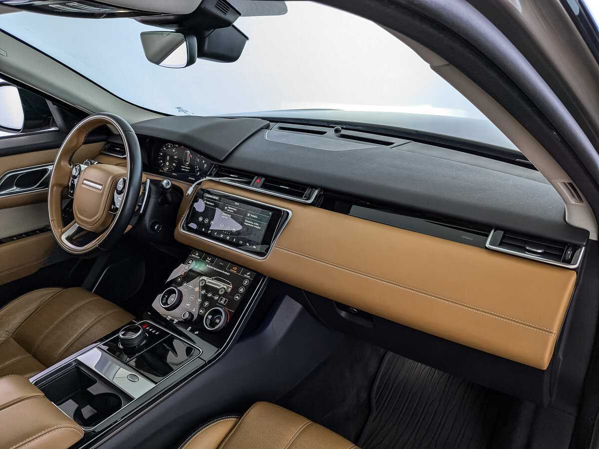 Land Rover Range Rover Velar 2017 года с пробегом. Фото: #12