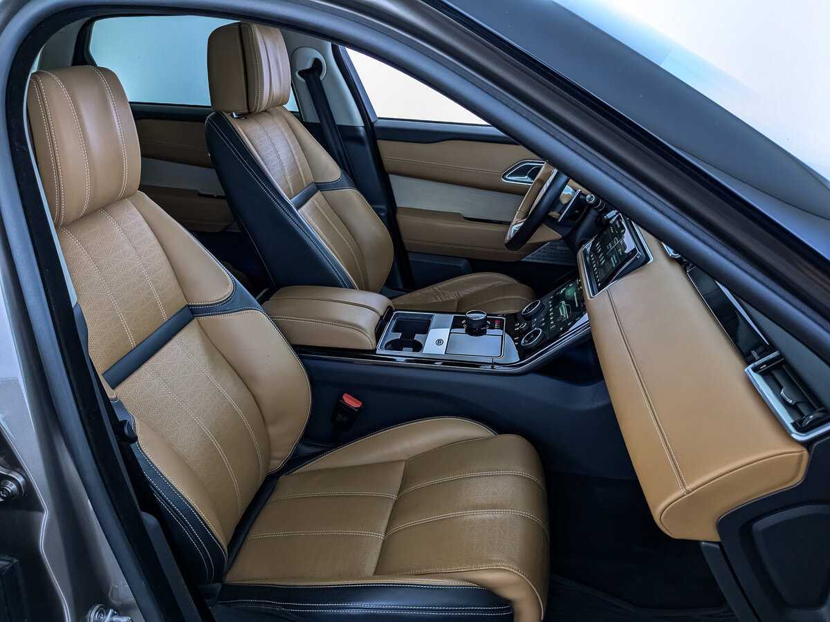 Land Rover Range Rover Velar 2017 года с пробегом. Фото: #22